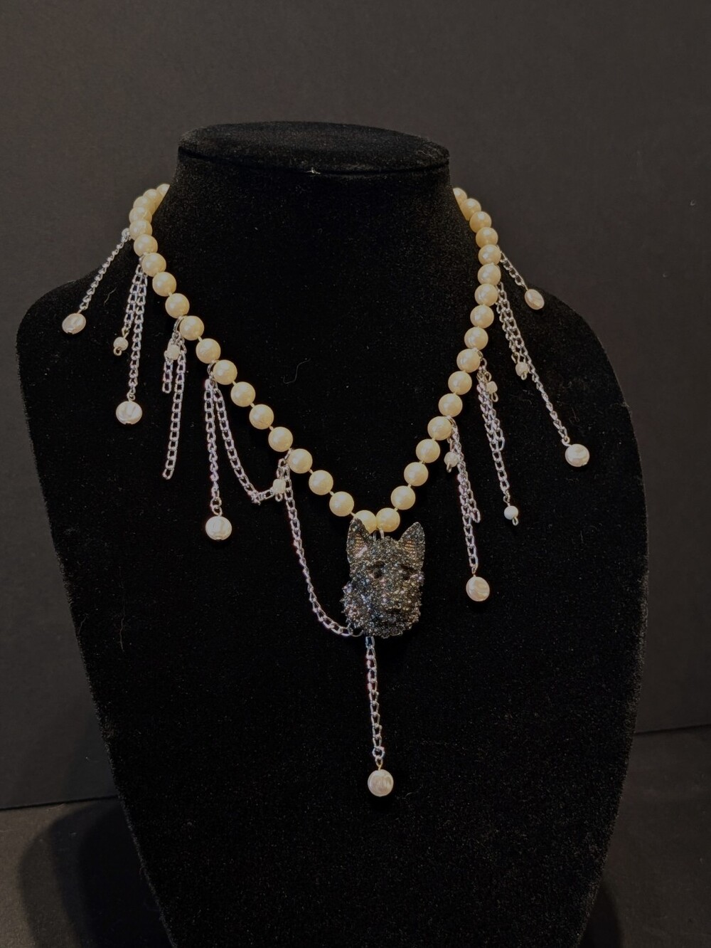 The wolf Necklace